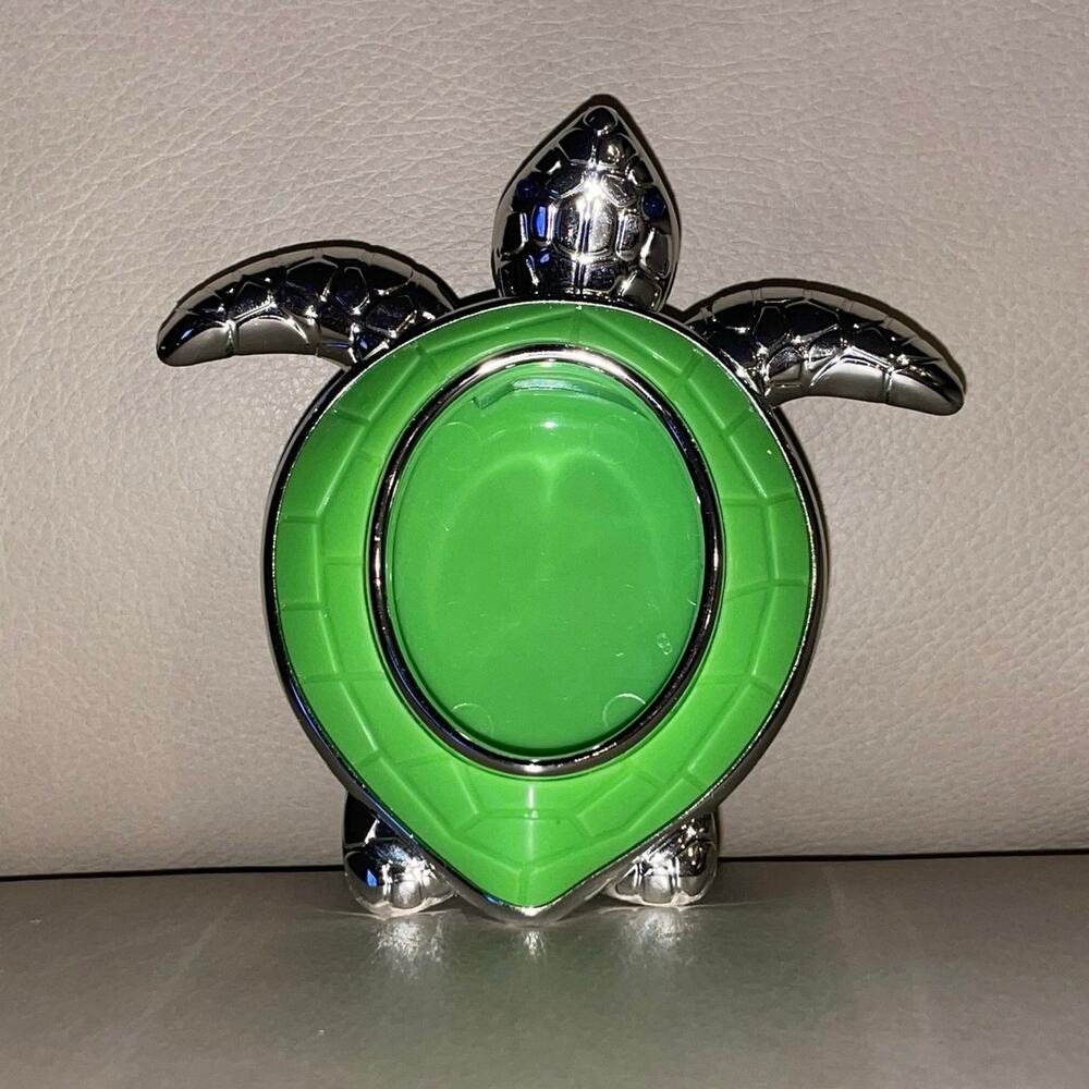 Bath & Body Works Green Turtle Scentportable Holder – Car Air Freshener - Visor